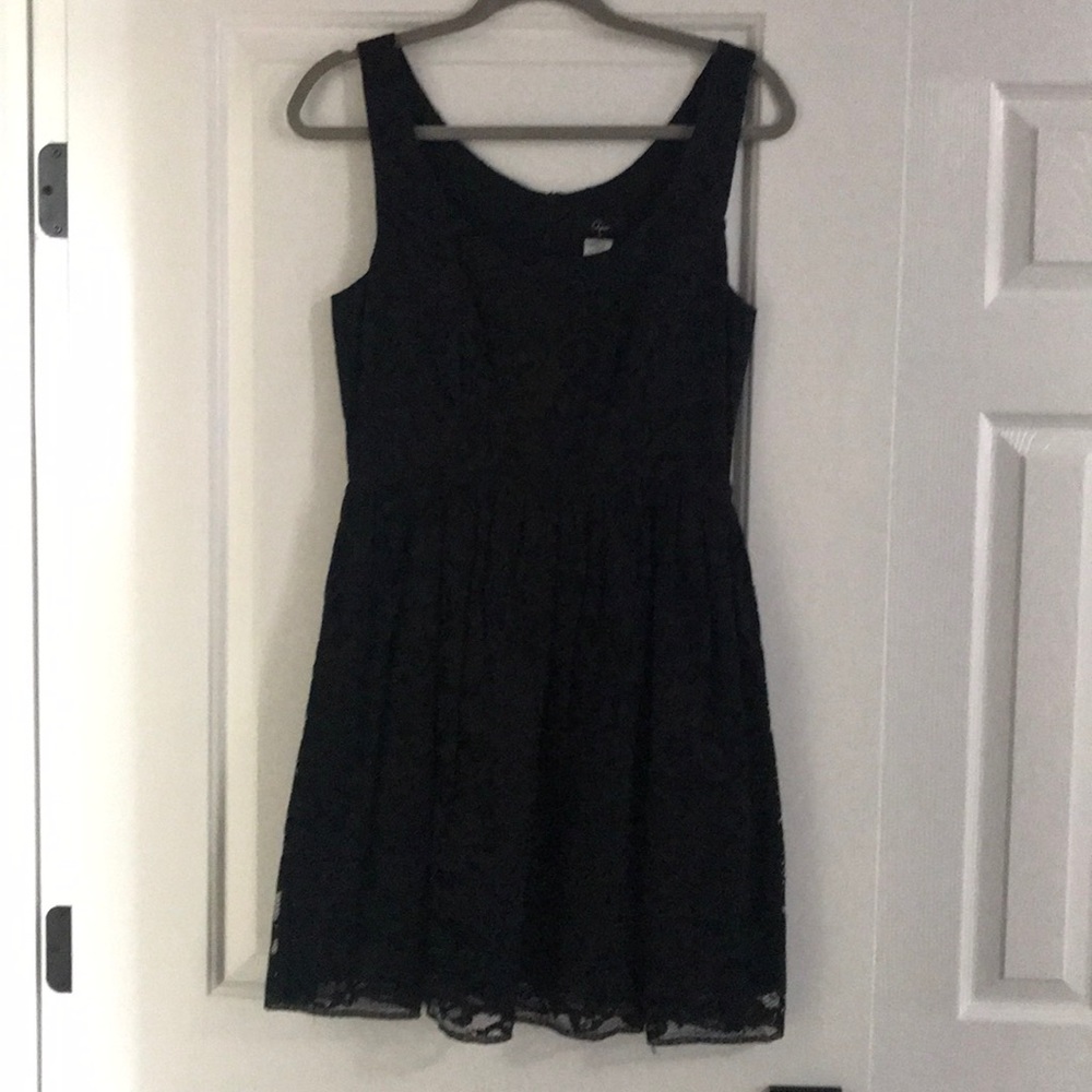 Black lace dress
